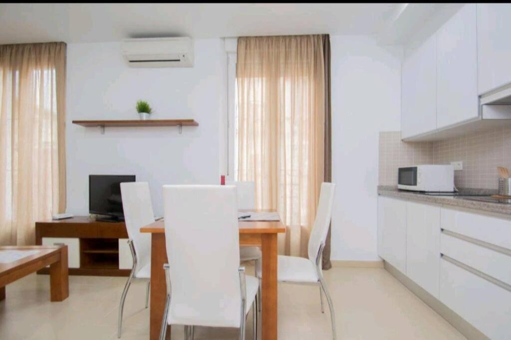 Apartamento Gran Via Гранада Екстер'єр фото