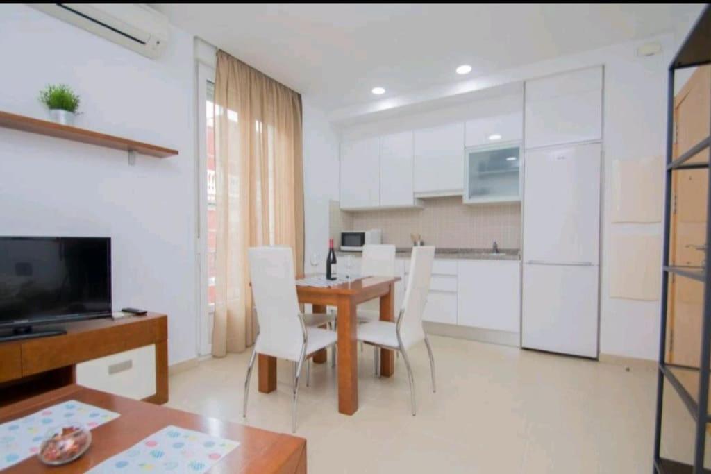 Apartamento Gran Via Гранада Екстер'єр фото